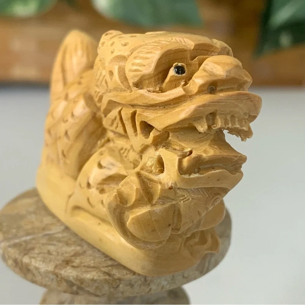 Japanese Netsuke Dragon Snake Beast Boxwood Carving Hand Carved Wood Animal 3.5" - Picture 5 of 16